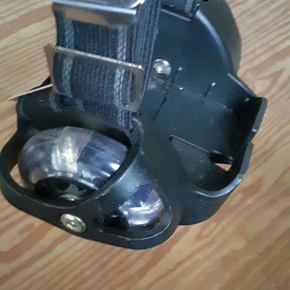 Sharper Image Other Clip N Roll Skates Poshmark Sharper Image Other Clip N Roll Skates Poshmark